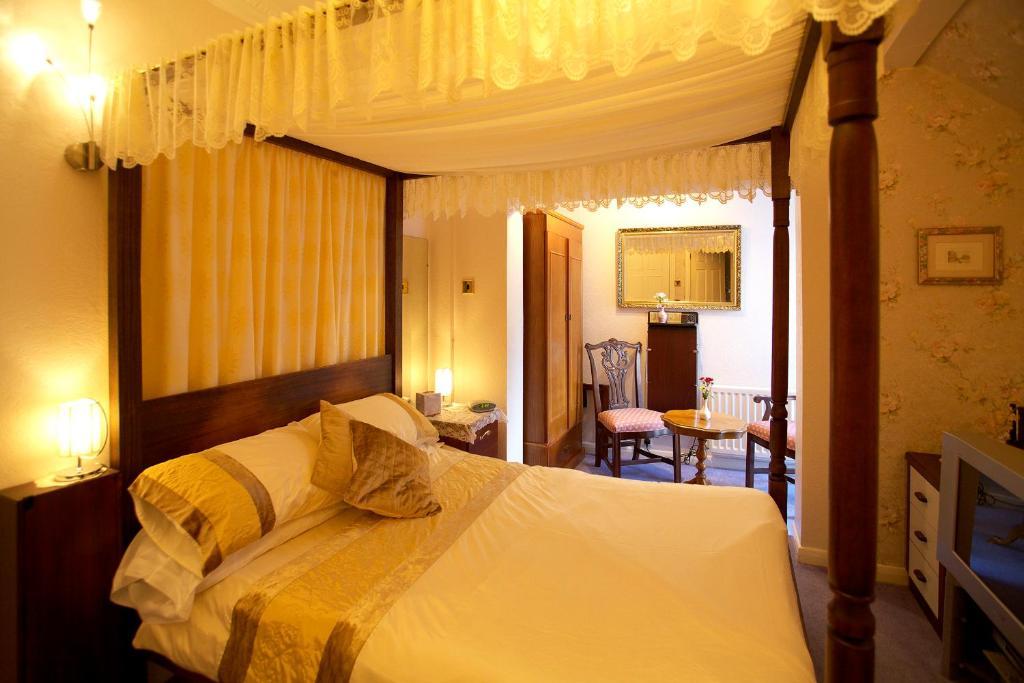Hotel Moonraker House à Stratford-upon-Avon Chambre photo